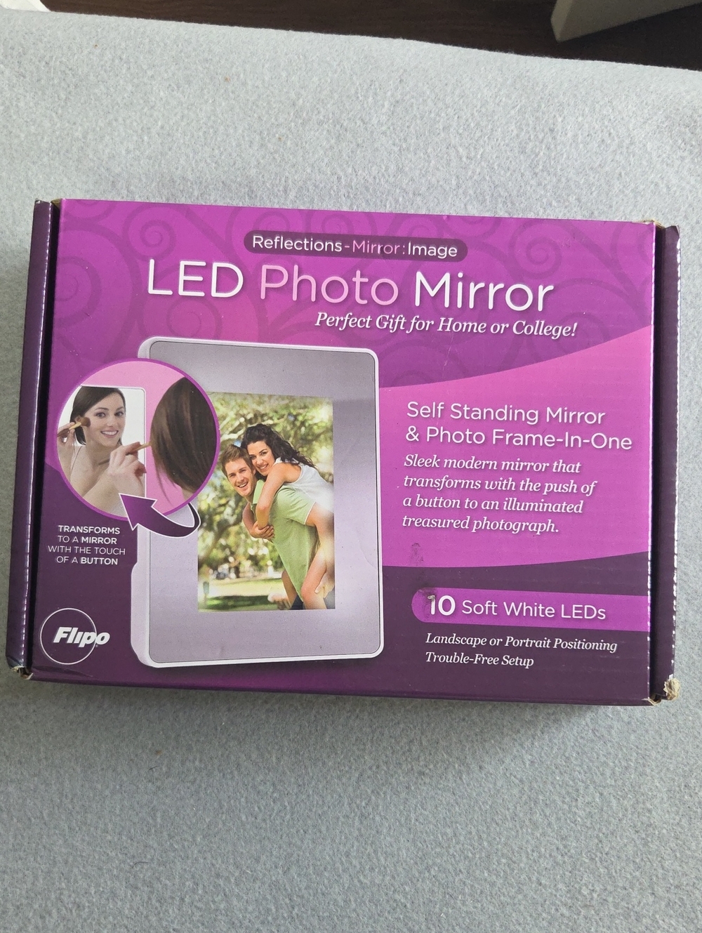 LED Photo Mirror in White